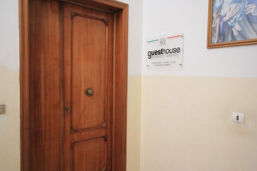 Guest House กัลลีโปลี ภายนอก รูปภาพ